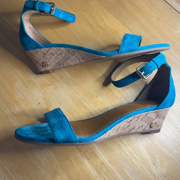 Tory Burch Savannah Suede Wedge Ankle Strap Sandal Turquoise - Picture 3 of 6